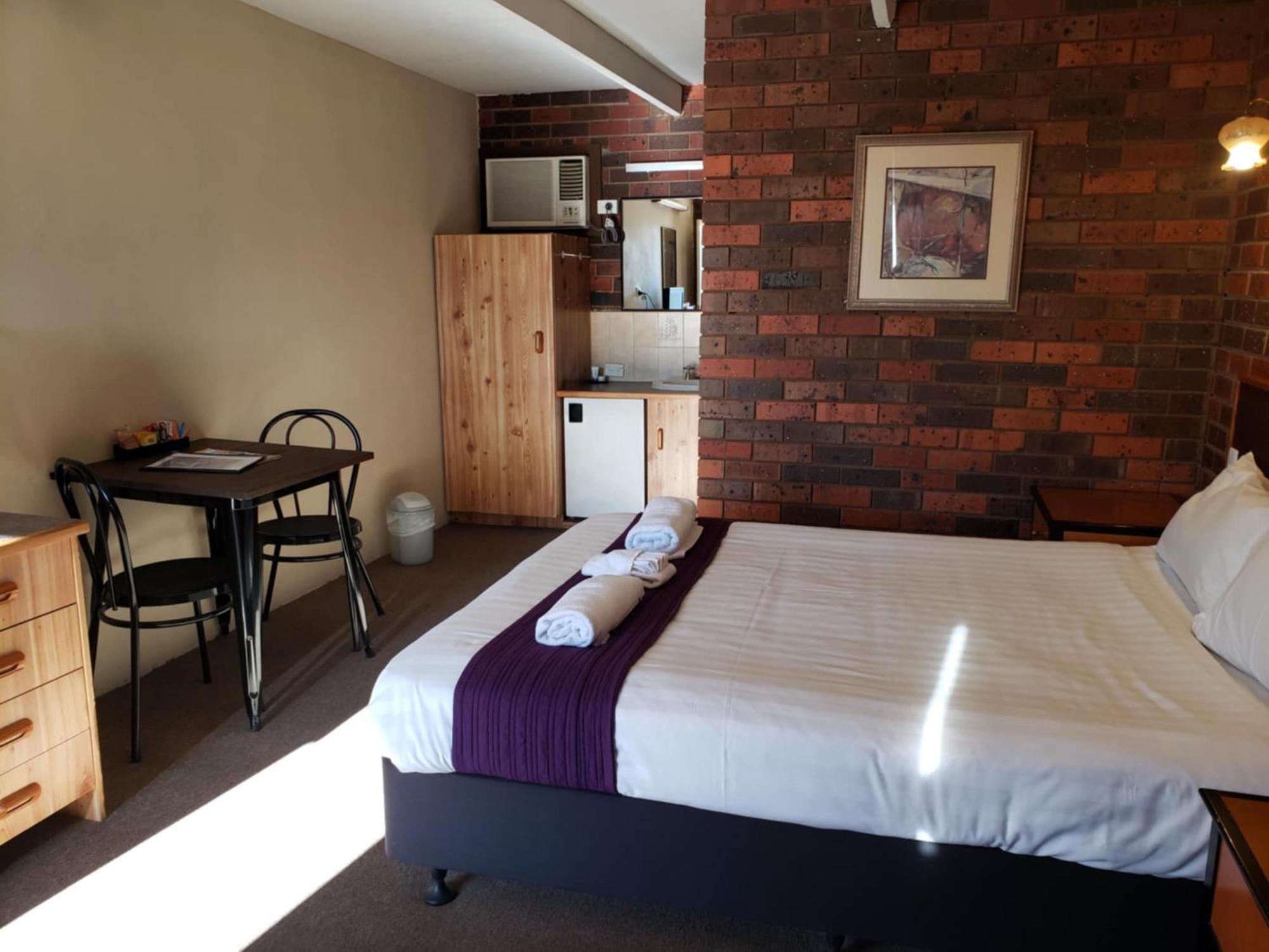 Balranald Motor Inn Oda fotoğraf